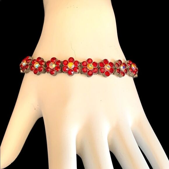 Vintage red crystal sparkling floral bracelet o/s - Picture 3 of 6